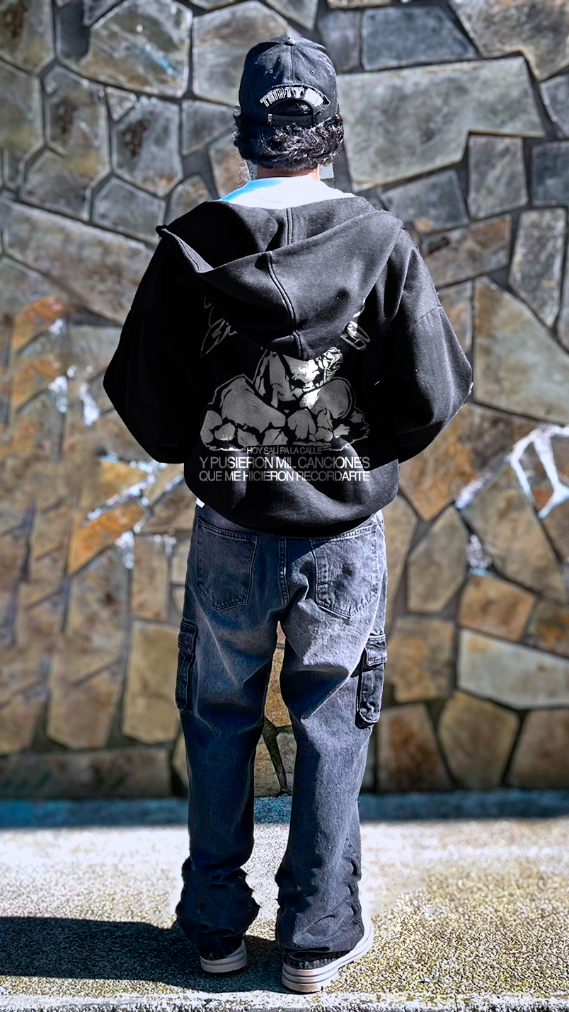 1000 Canciones Hoodie Vantablack