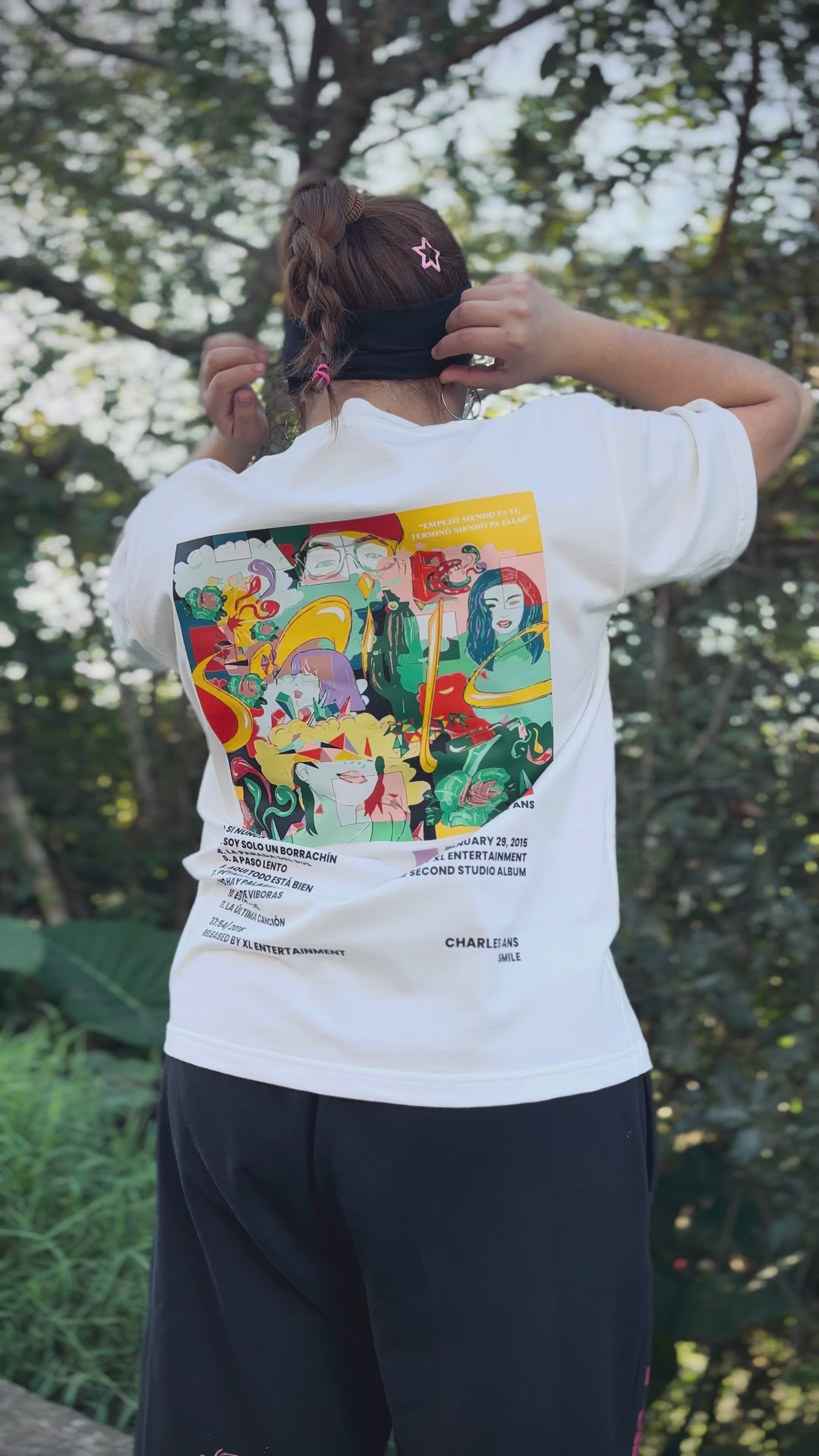 Smile Álbum T-Shirt Hueso